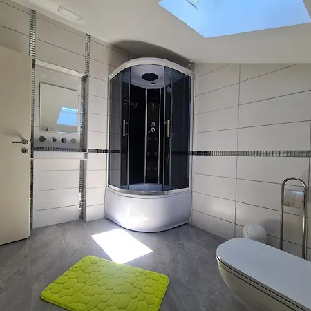 Apartment Magas *