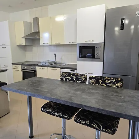 Apartment Magas *