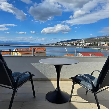 Magas Apartman *