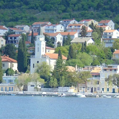 Apartment Magas Selce