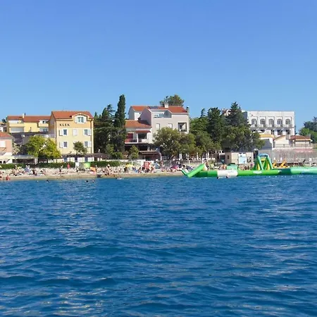 Magas Apartman *